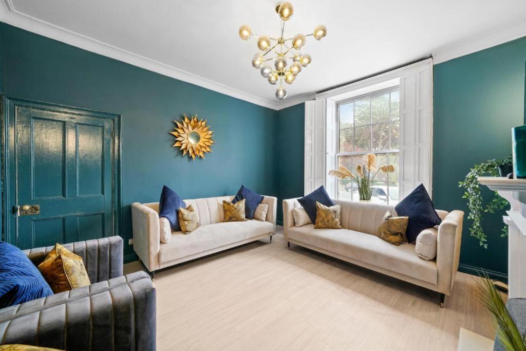 Deluxe 5 Bed In Central Whitby - Parking - Hot Tub Εξωτερικό φωτογραφία