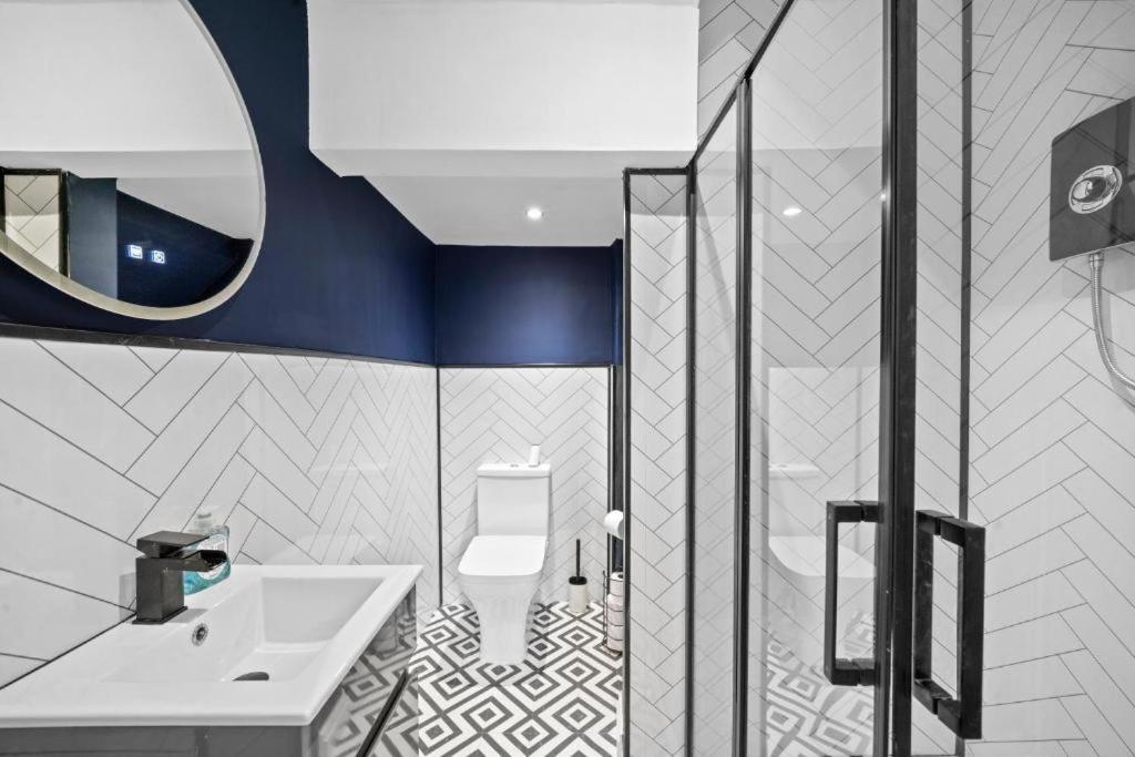 Deluxe 5 Bed In Central Whitby - Parking - Hot Tub Εξωτερικό φωτογραφία