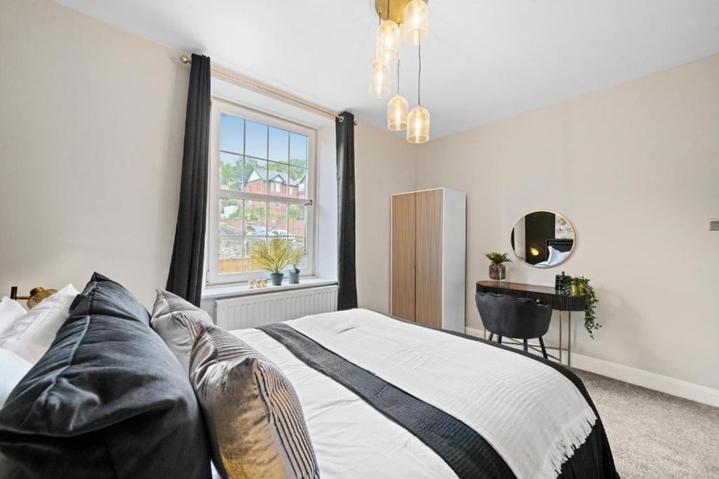 Deluxe 5 Bed In Central Whitby - Parking - Hot Tub Εξωτερικό φωτογραφία
