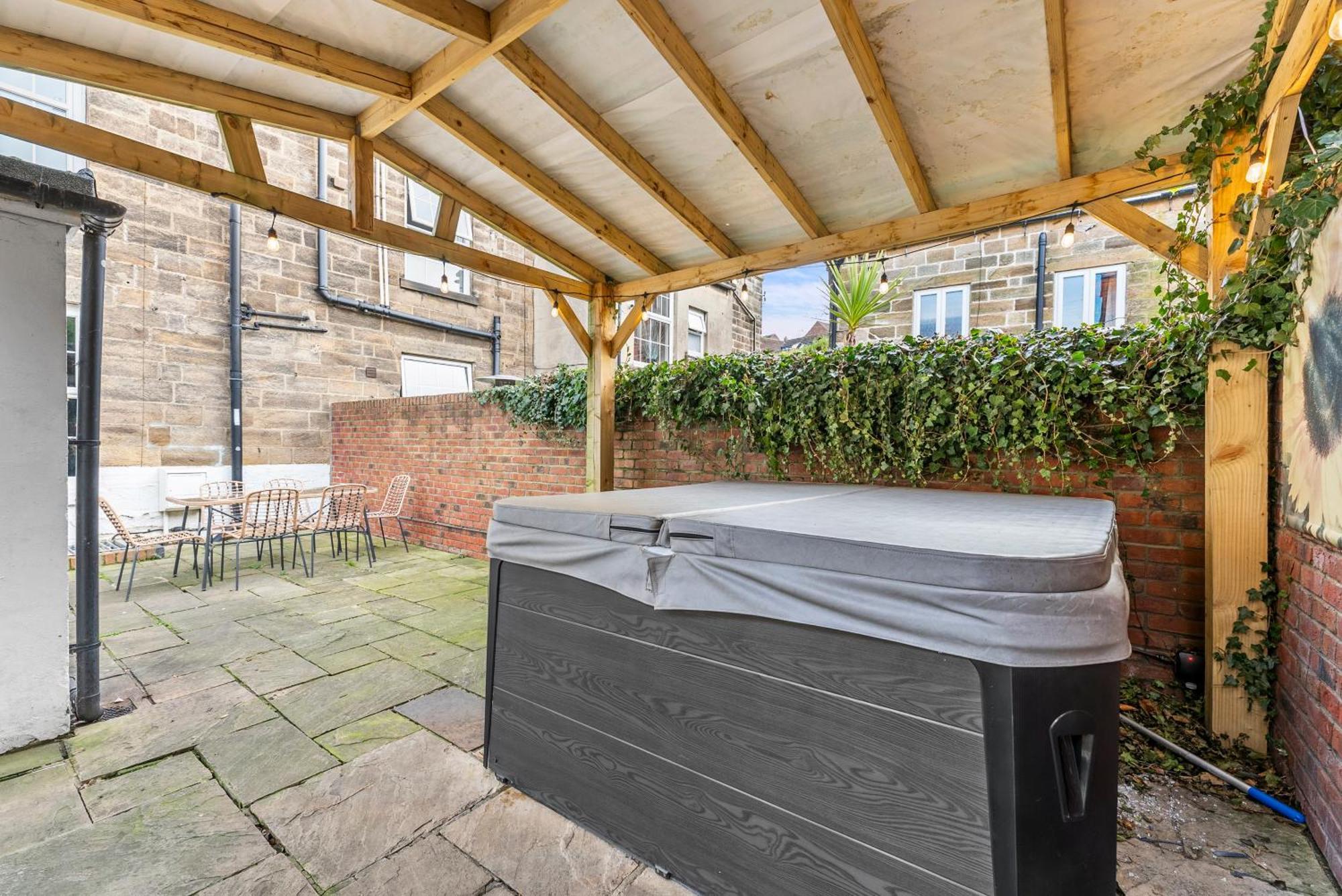 Deluxe 5 Bed In Central Whitby - Parking - Hot Tub Εξωτερικό φωτογραφία