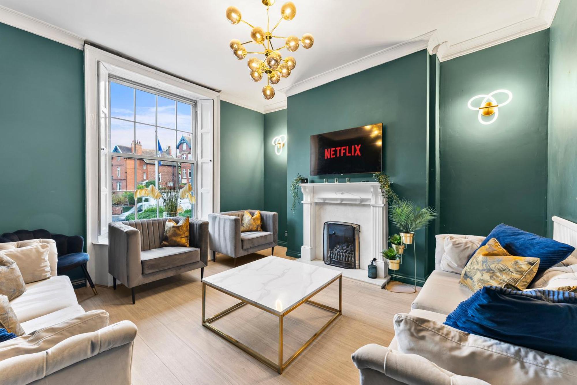 Deluxe 5 Bed In Central Whitby - Parking - Hot Tub Εξωτερικό φωτογραφία