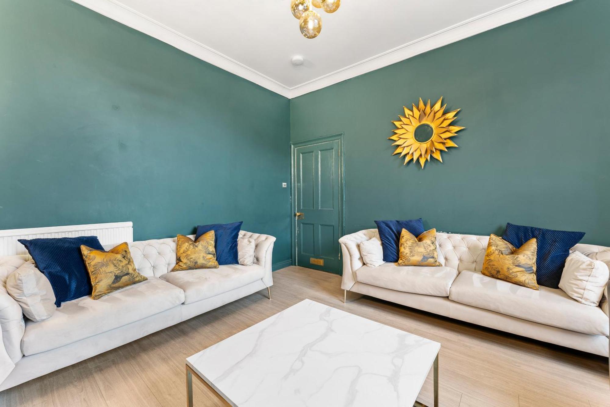 Deluxe 5 Bed In Central Whitby - Parking - Hot Tub Εξωτερικό φωτογραφία